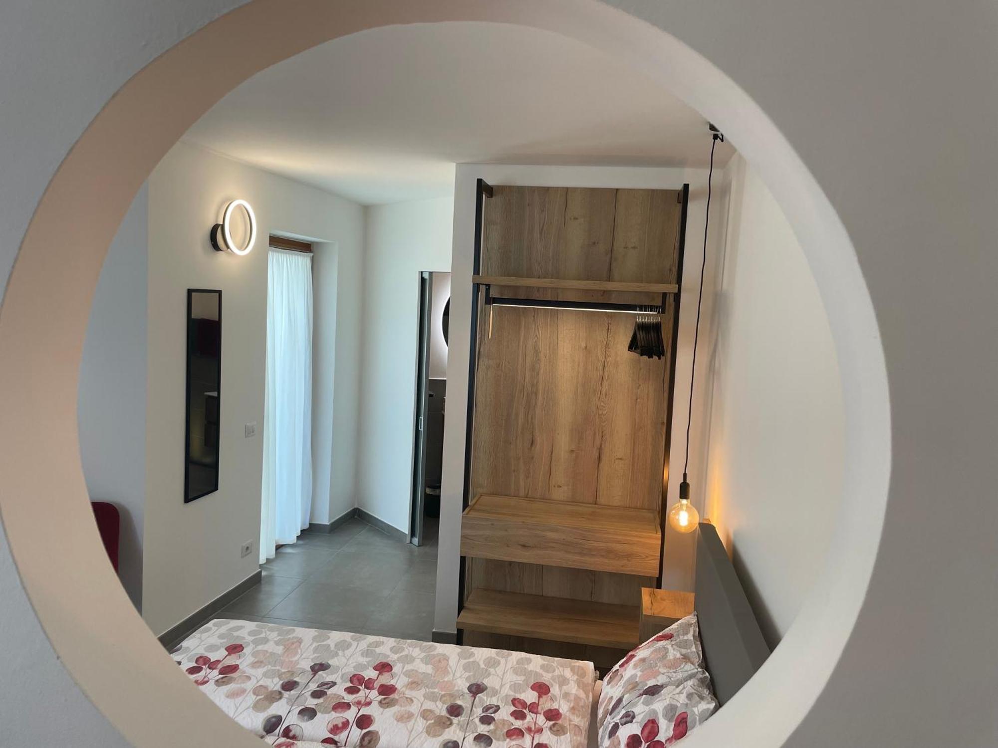 B&B Nalu Arco Exterior photo